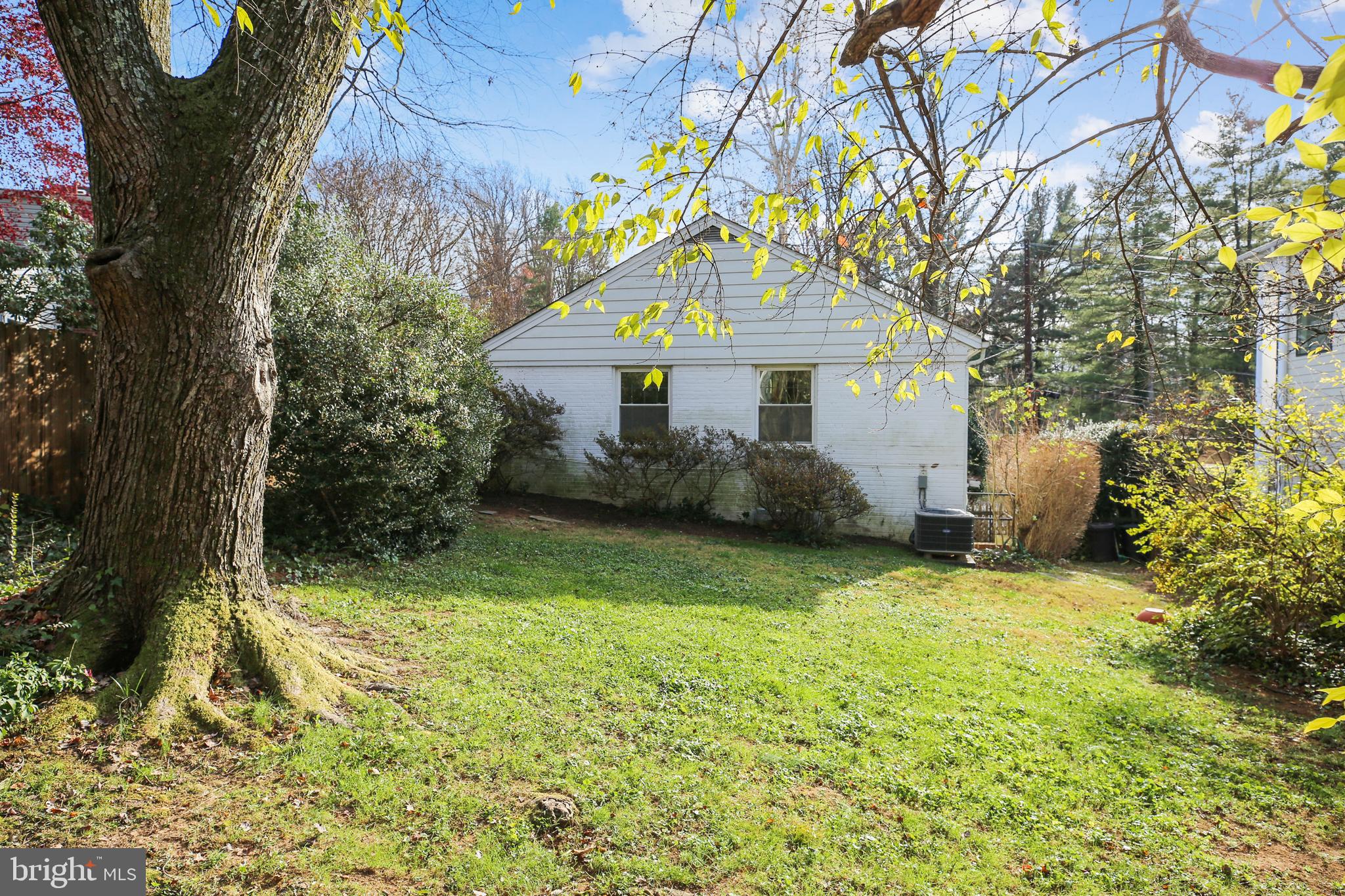 8614 Ridge Road Bethesda, MD 20817 - Photo 4 of 16 Exterior Rear