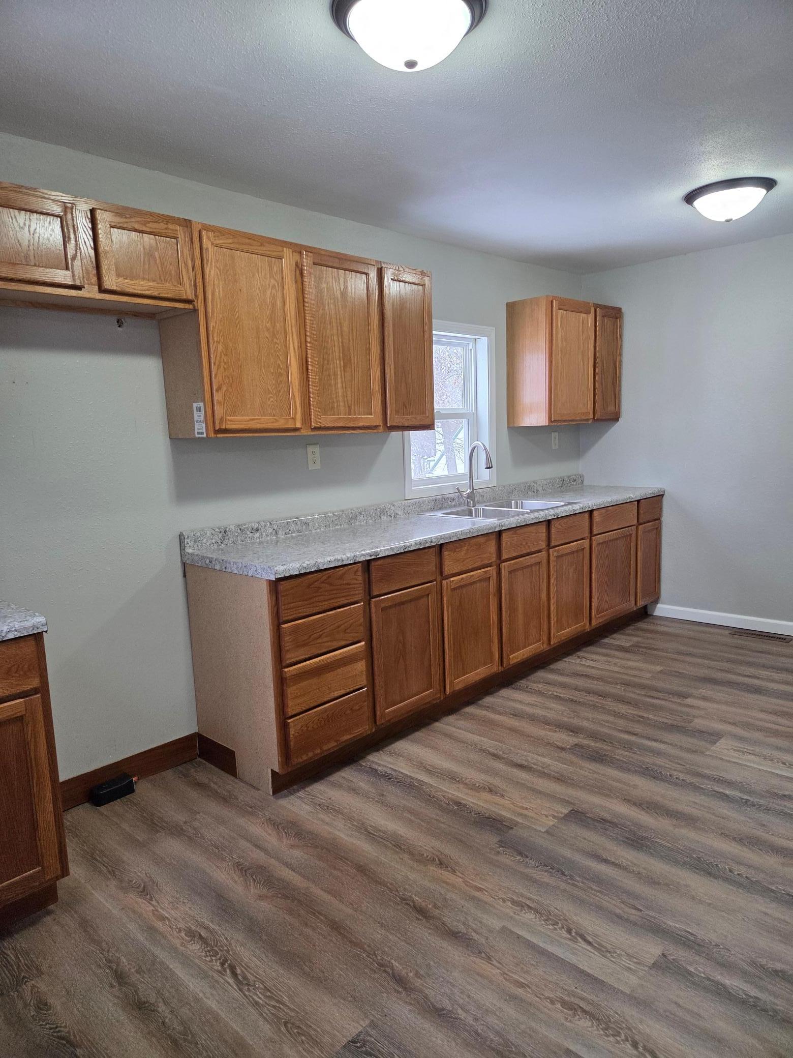 108 Maple Street Jackson, MN 56143 - Photo 3 of 24