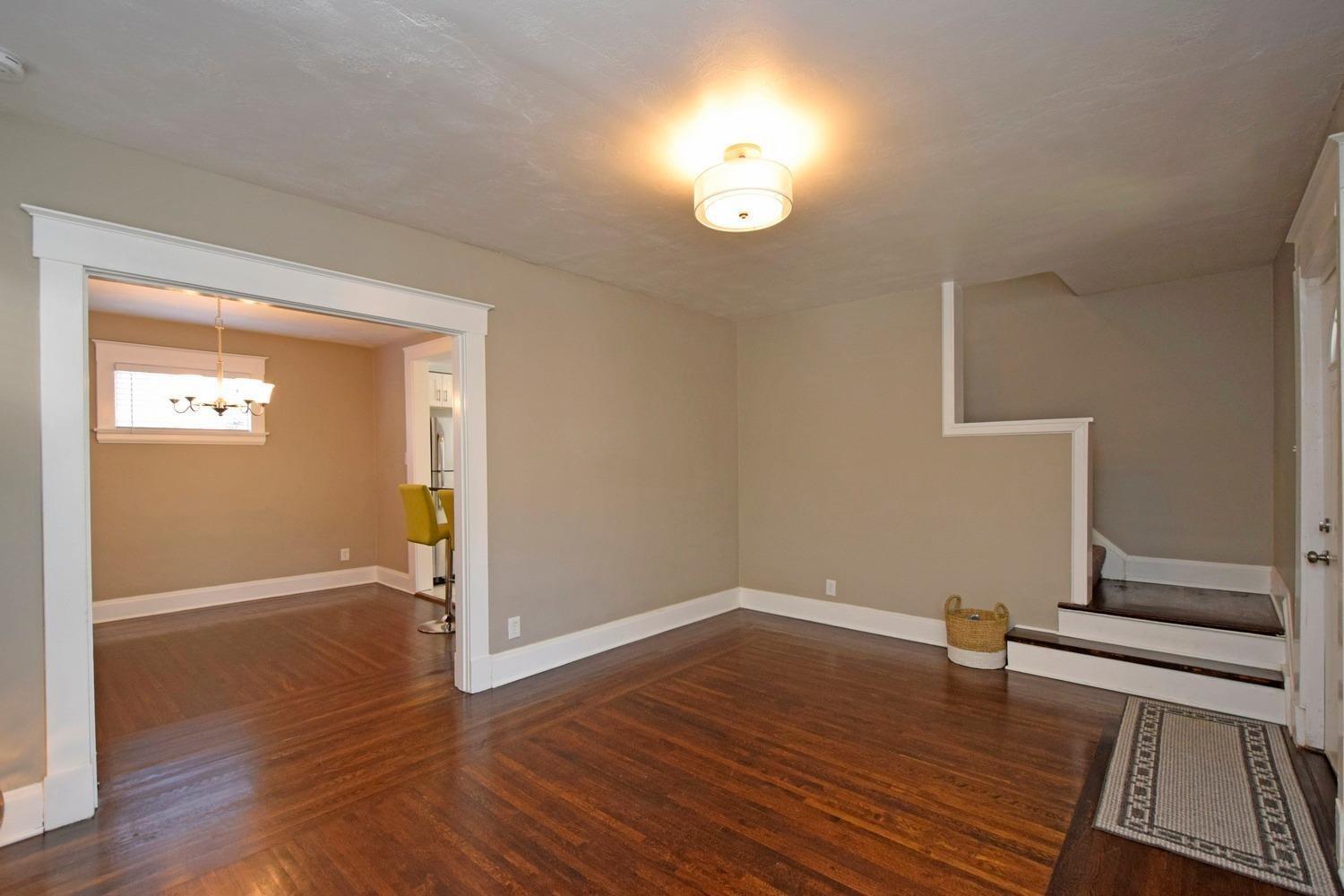 4506 Plainville Road Cincinnati, OH 45227 - Photo 4 of 21