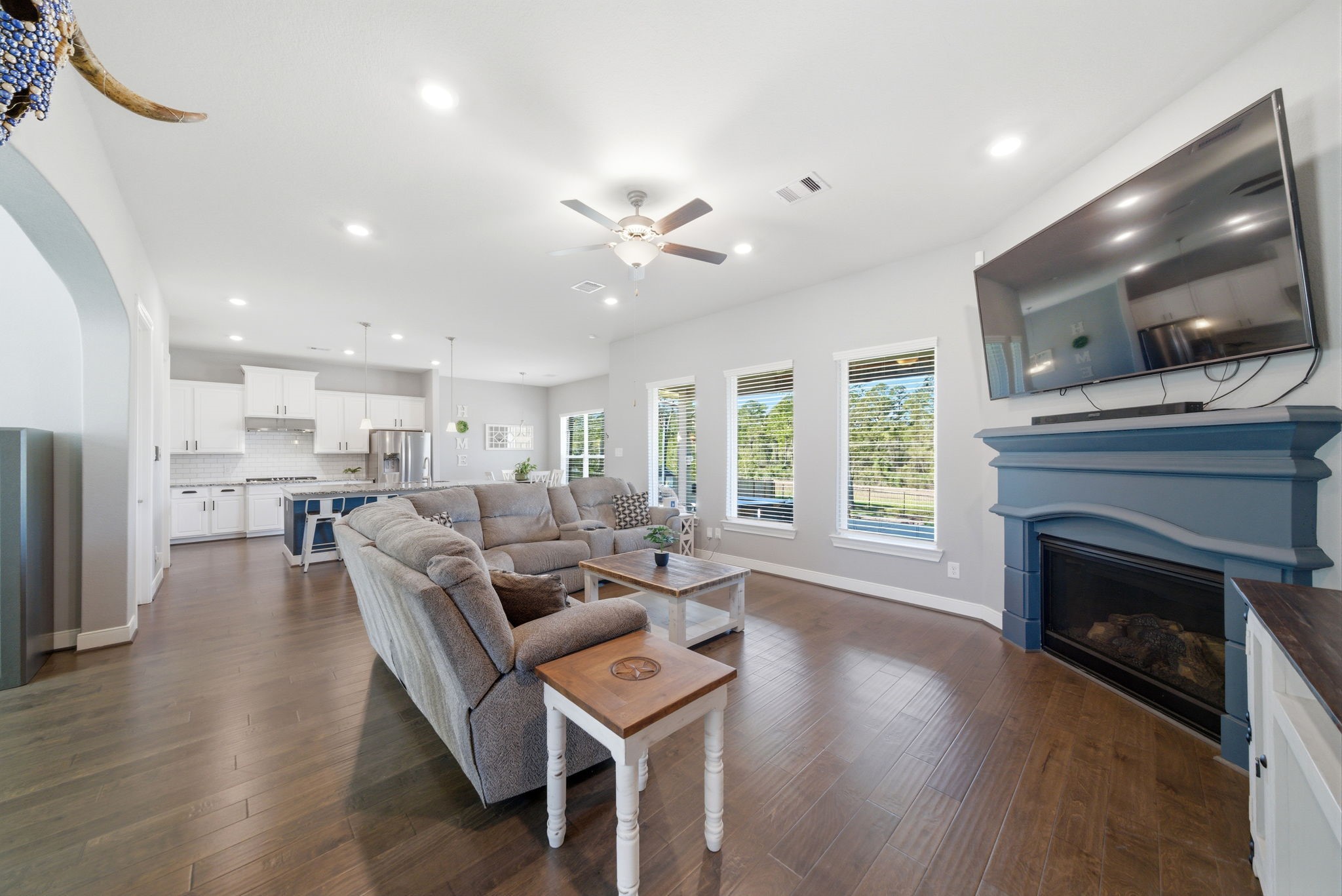 129 Magnolia Reserve Loop Magnolia, TX 77354 - Photo 5 of 34