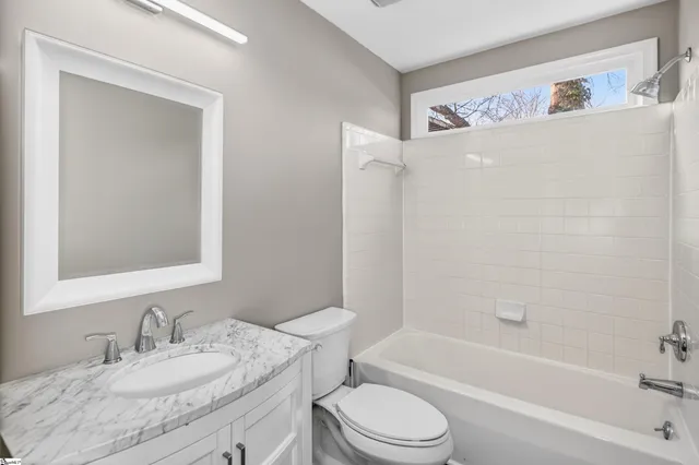 $290,000 | 104 Brown Lane, Simpsonville, SC 29681