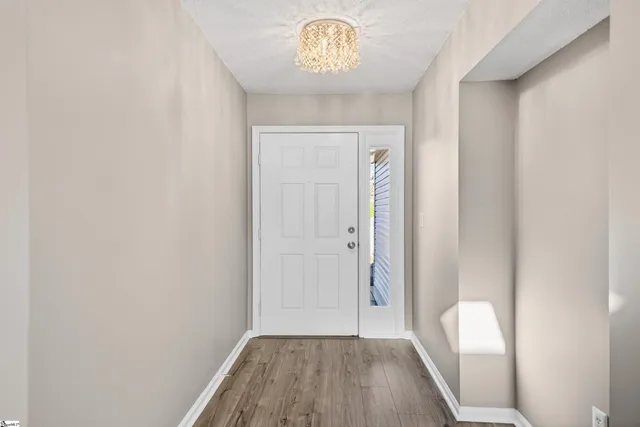 $290,000 | 104 Brown Lane, Simpsonville, SC 29681