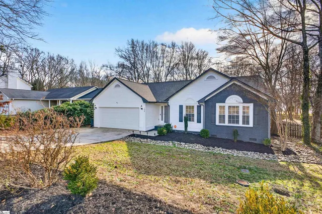 $290,000 | 104 Brown Lane, Simpsonville, SC 29681