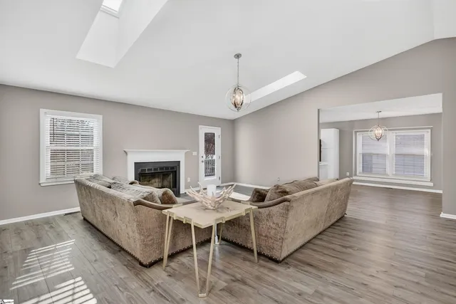 $290,000 | 104 Brown Lane, Simpsonville, SC 29681