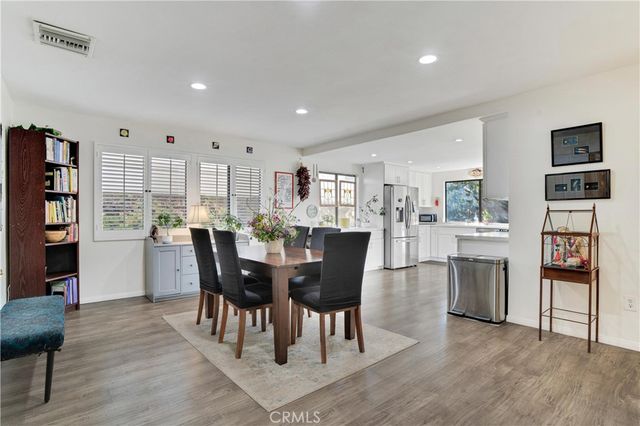 $1,195,000 | 6221 Mammoth Avenue, Valley Glen, CA 91401