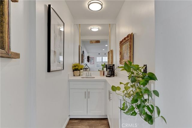 $1,195,000 | 6221 Mammoth Avenue, Valley Glen, CA 91401