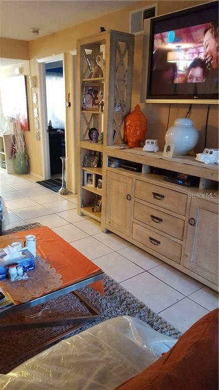 541 Trellis Court, Unit A Orlando, FL 32809 - Photo 6 of 12