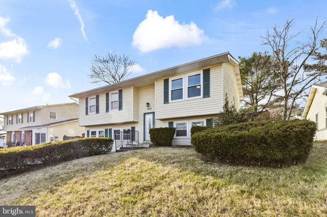 $450,000 | 7810 Citadel Drive, Severn, MD 21144