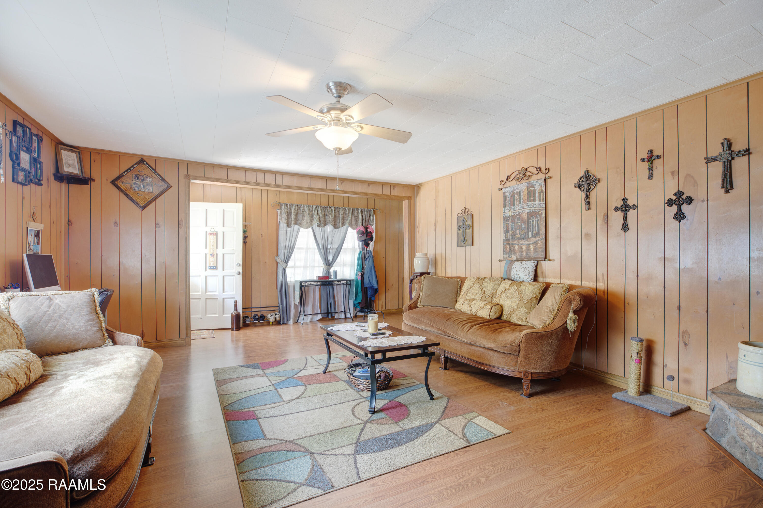 415 Grey Eagle 1 Road Jeanerette, LA 70544 - Photo 4 of 16 415 Grey Eagle-7