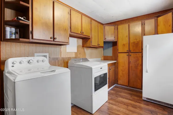 $78,700 | 415 Grey Eagle 1 Road, Jeanerette, LA 70544
