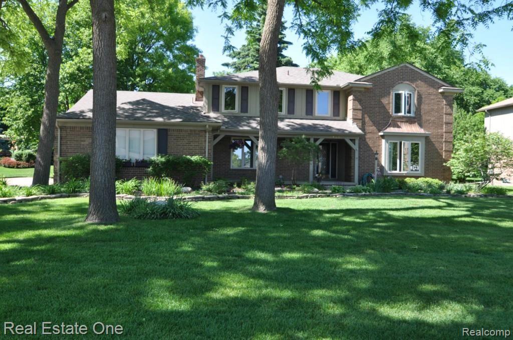 2850 Kilburn Court Rochester, MI 48306 - Photo 1 of 30 .5