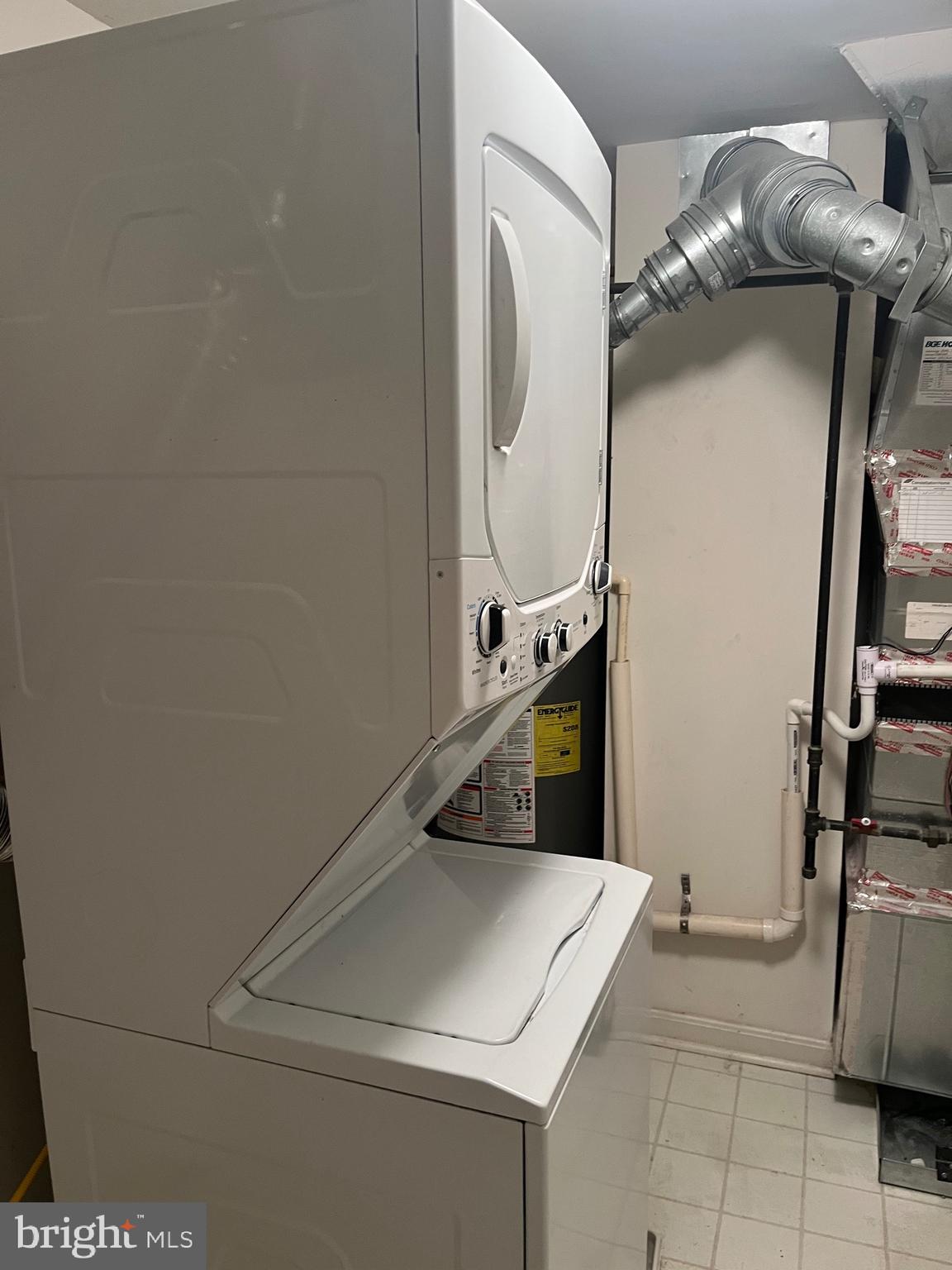 12330 Rosslare Ridge Road, Unit 108 Lutherville-Timonium, MD 21093 - Photo 23 of 23 Laundry area