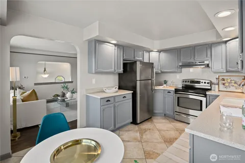 $575,000 | 4804 South 144th Street, Tukwila, WA 98168