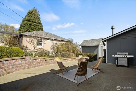 $575,000 | 4804 South 144th Street, Tukwila, WA 98168