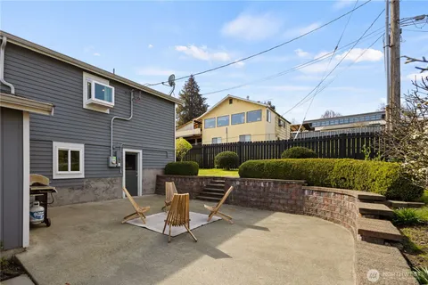 $575,000 | 4804 South 144th Street, Tukwila, WA 98168