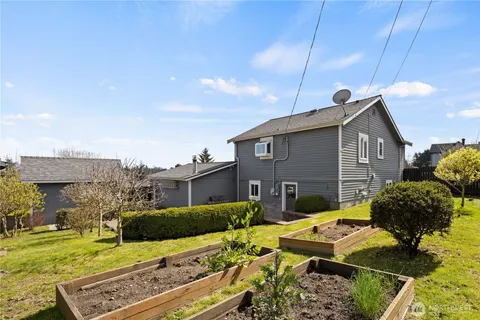 $575,000 | 4804 South 144th Street, Tukwila, WA 98168