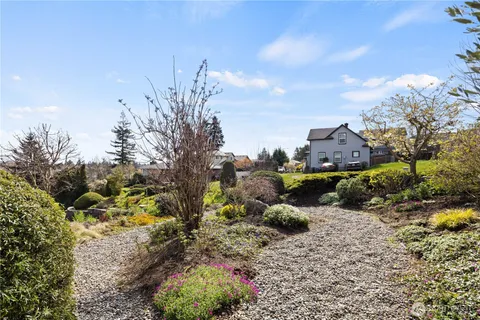 $575,000 | 4804 South 144th Street, Tukwila, WA 98168