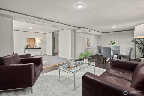 $575,000 | 4804 South 144th Street, Tukwila, WA 98168