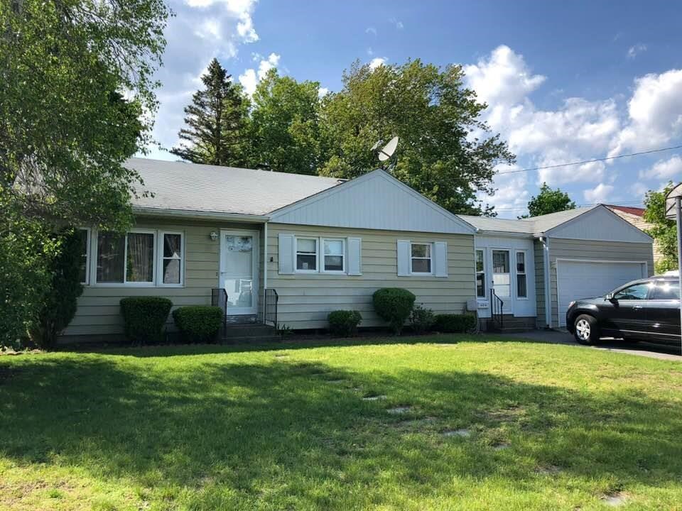 107 Glenbrook Road Warwick, RI 02889 - Photo 1 of 6