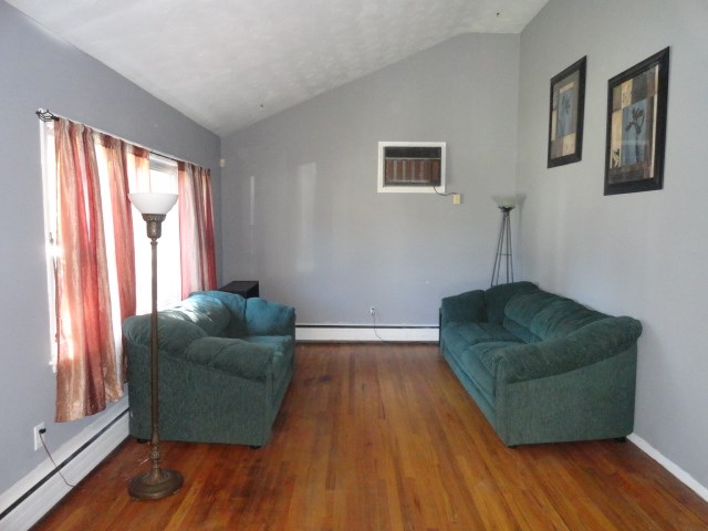 107 Glenbrook Road Warwick, RI 02889 - Photo 3 of 6