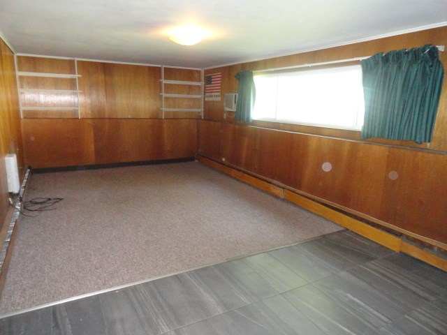 107 Glenbrook Road Warwick, RI 02889 - Photo 5 of 6