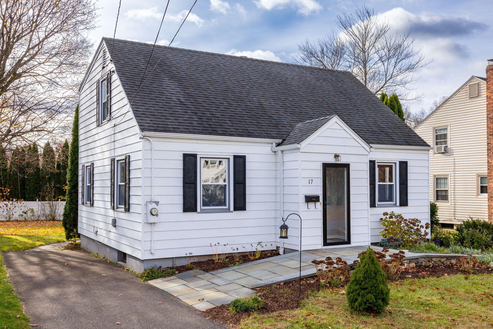 17 Parkview Road West Hartford, CT 06110 - Photo 1 of 1