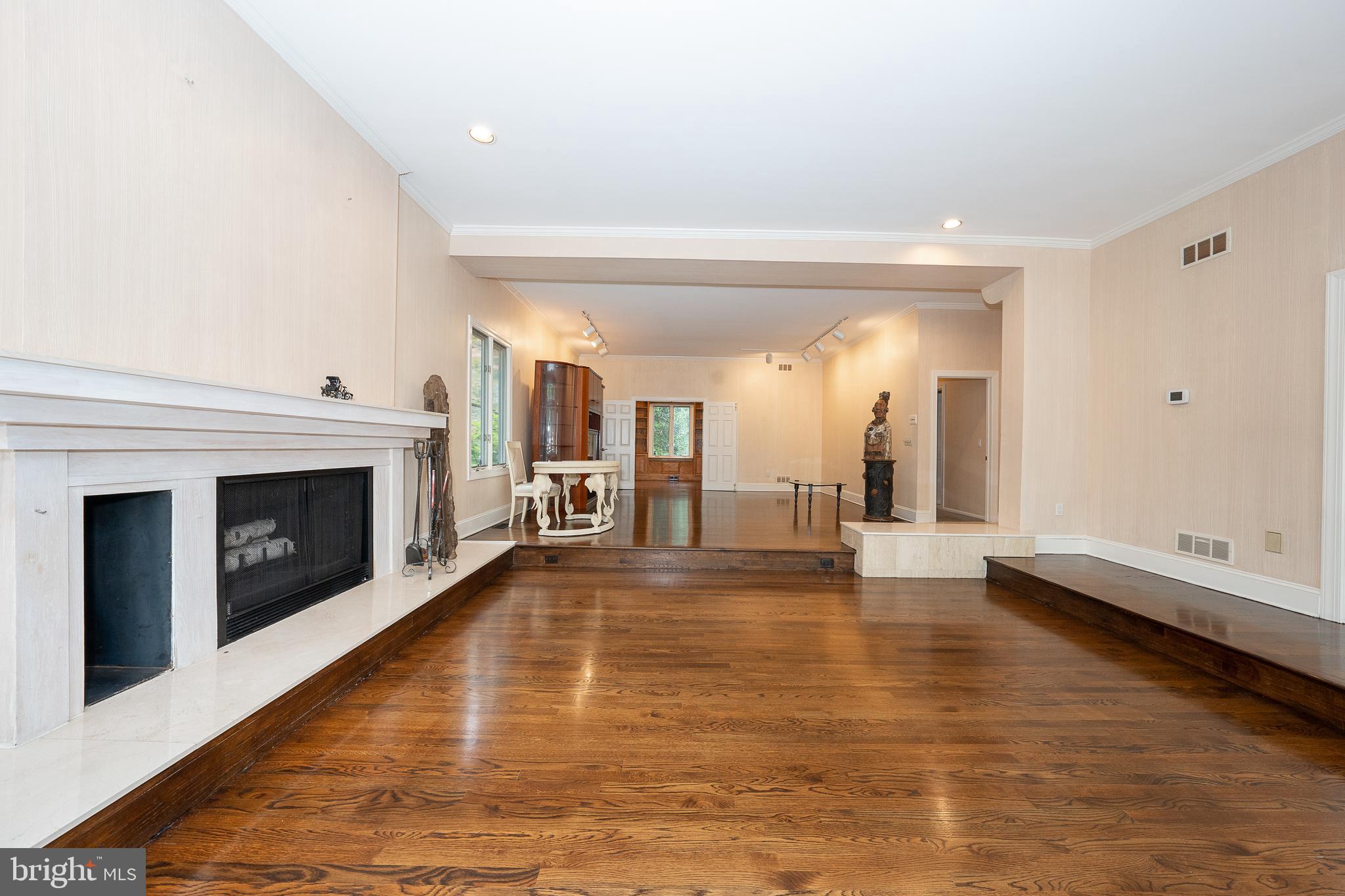 1405 Spring Mill Road Gladwyne, PA 19035 - Photo 19 of 54 Living Room
