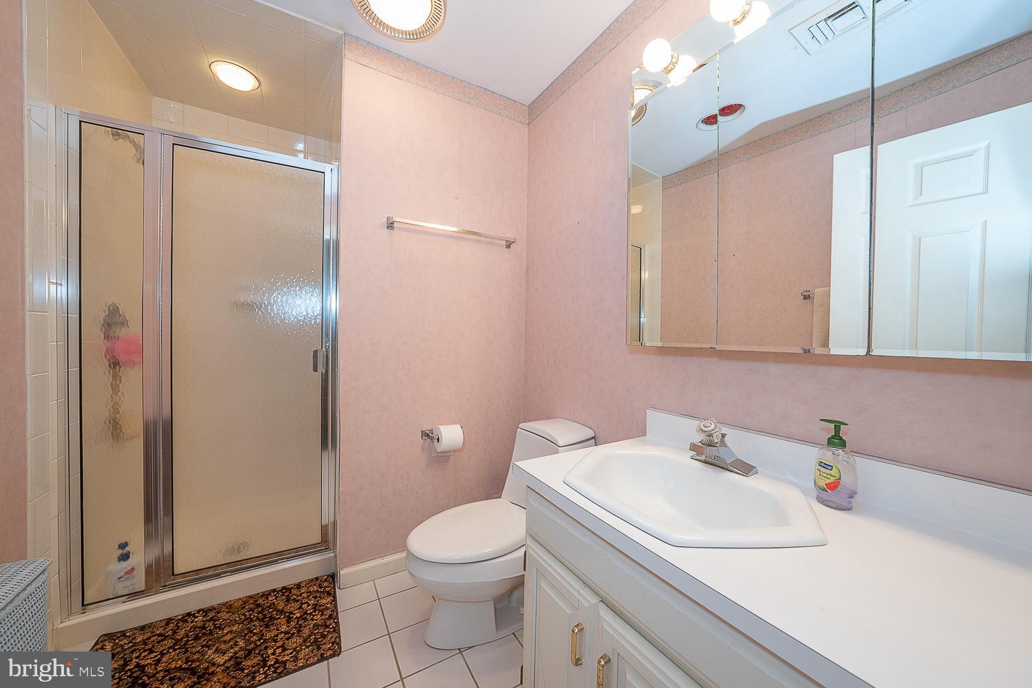 1405 Spring Mill Road Gladwyne, PA 19035 - Photo 47 of 54 Bathroom to Bedroom 4