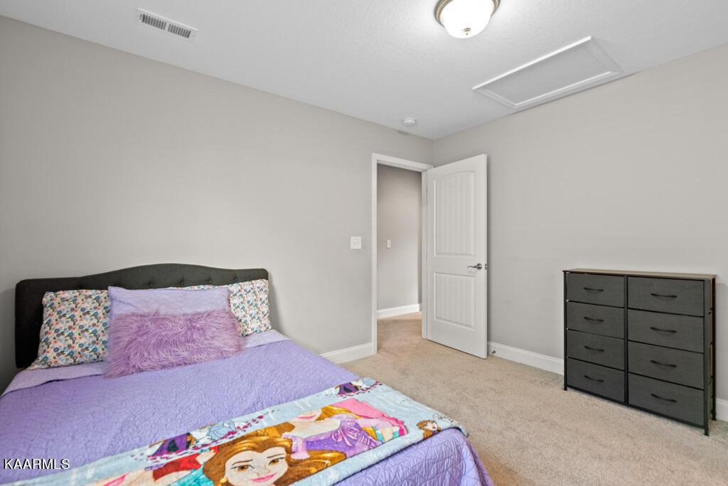 125 Hardinberry Street Oak Ridge, TN 37830 - Photo 21 of 27 Hrdnbrry125 (66)