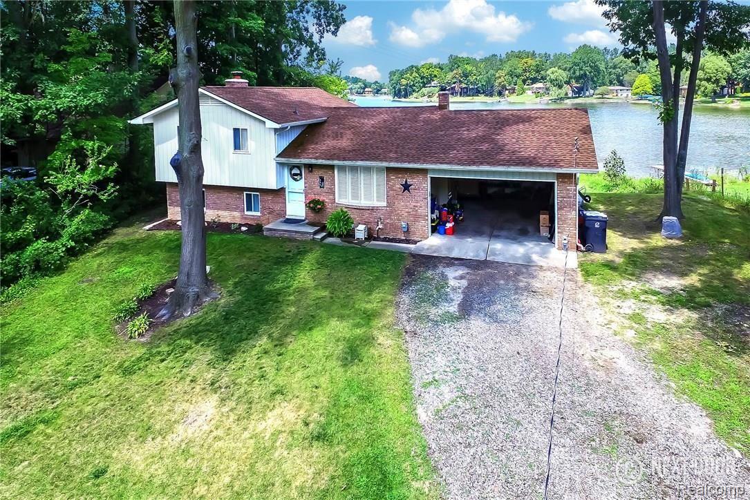 4356 Rurik Drive Howell, MI 48843 - Photo 60 of 64 DJI_0022.jpg