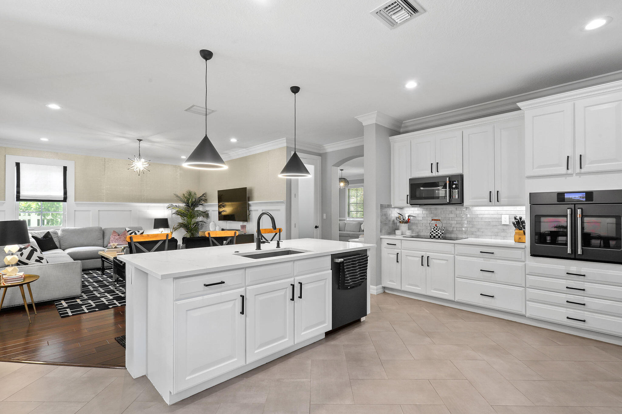 147 Killarney Court Jupiter, FL 33458 - Photo 15 of 68 Kitchen