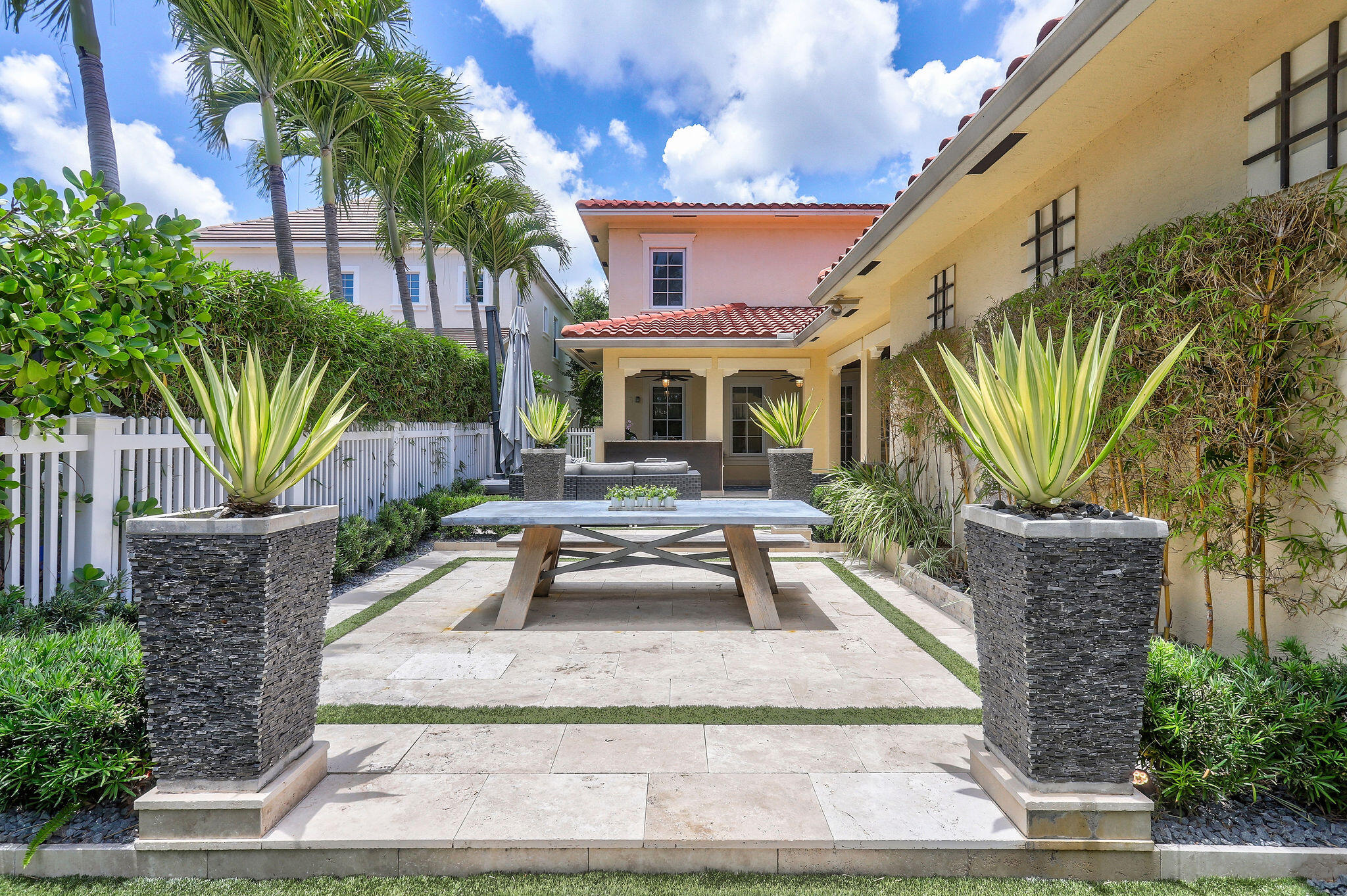 147 Killarney Court Jupiter, FL 33458 - Photo 45 of 68 Backyard Terrace