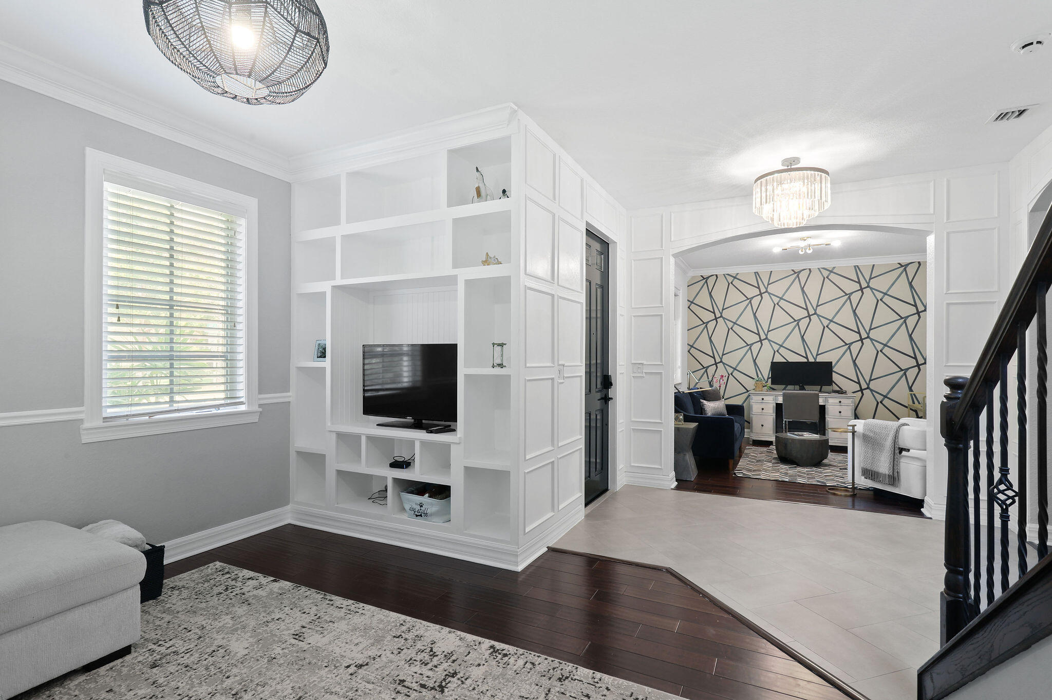 147 Killarney Court Jupiter, FL 33458 - Photo 5 of 68 Living room