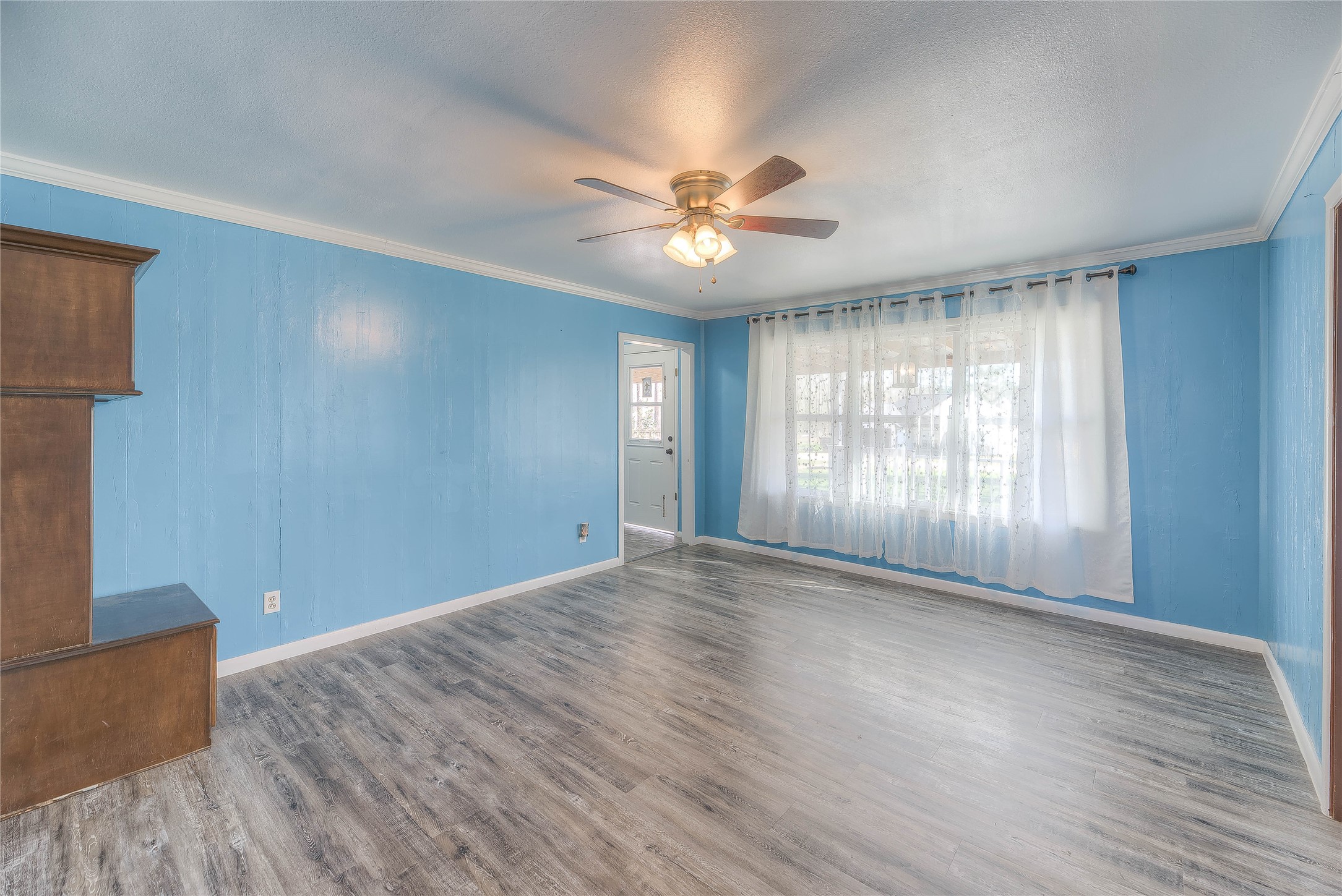 178 Inwood Drive Livingston, TX 77351 - Photo 4 of 46