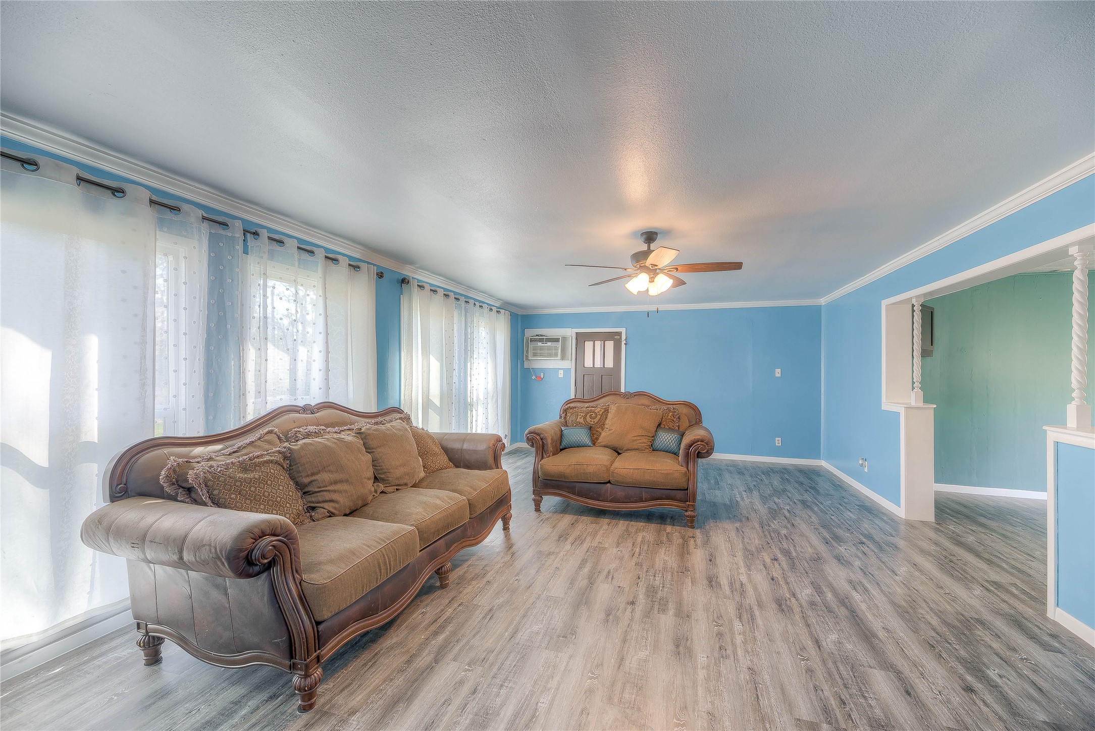 178 Inwood Drive Livingston, TX 77351 - Photo 5 of 46
