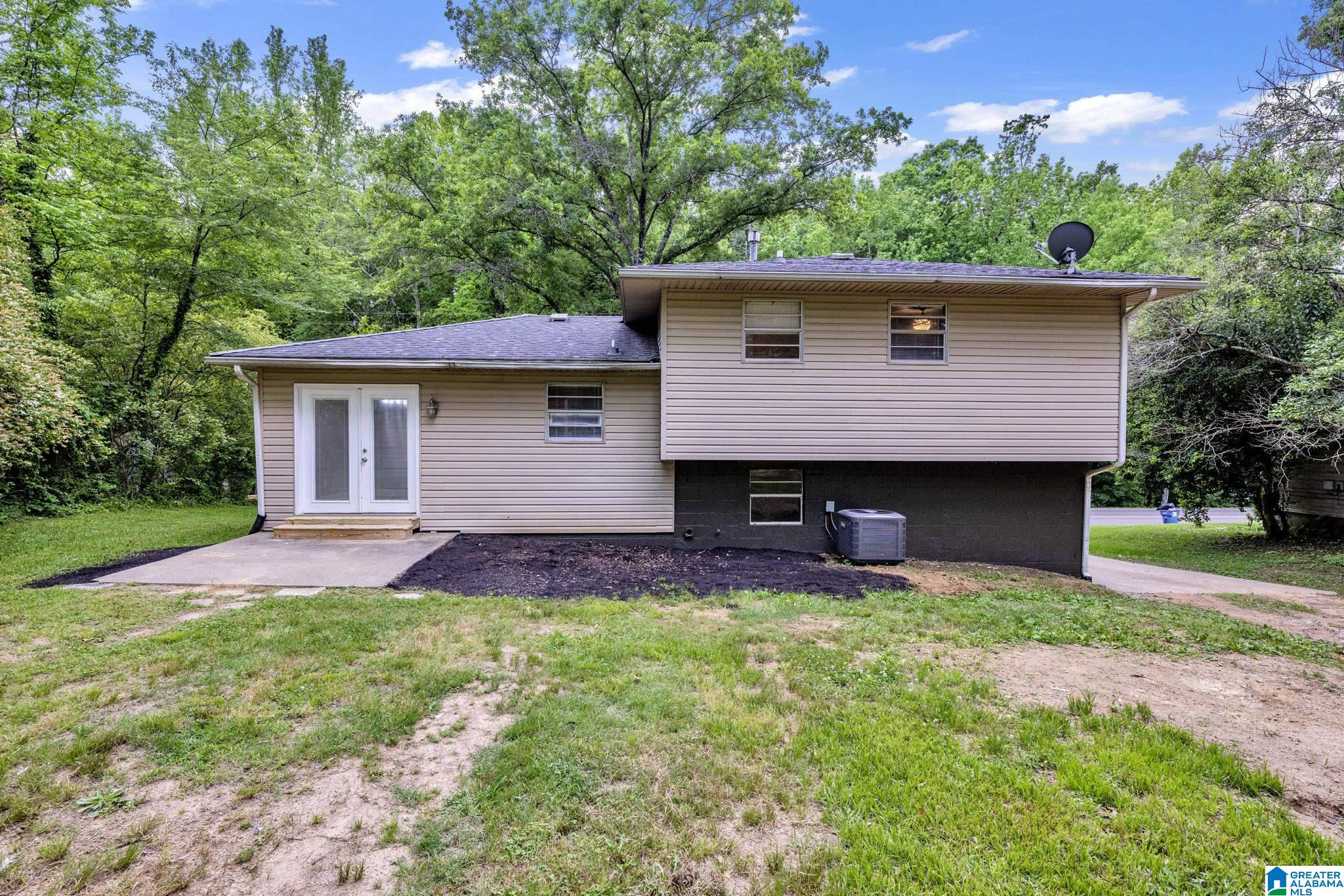 729 North Pine Hill Road Birmingham, AL 35217 - Photo 5 of 22