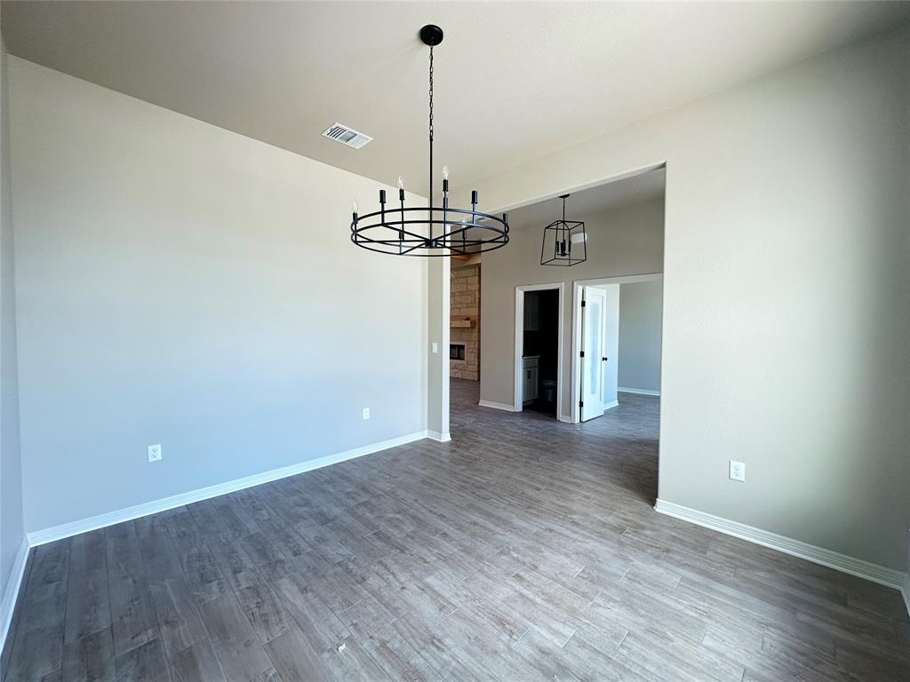 131 Lasso Loop Lorena, TX 76655 - Photo 5 of 31 Gallery Image 5