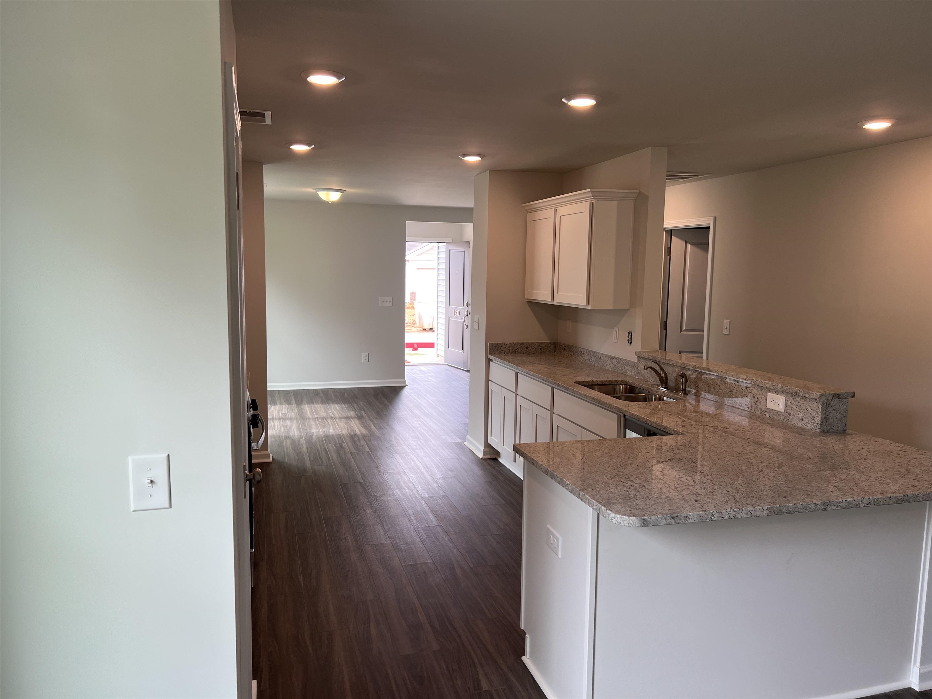 120 Braxton Drive Moore, SC 29369 - Photo 9 of 31