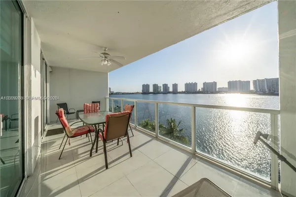 $4,500 | 18100 North Bay Road, Unit 504, Sunny Isles Beach, FL 33160