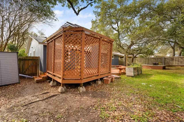 $2,295 | 11105 Blackmoor Drive, Austin, TX 78759