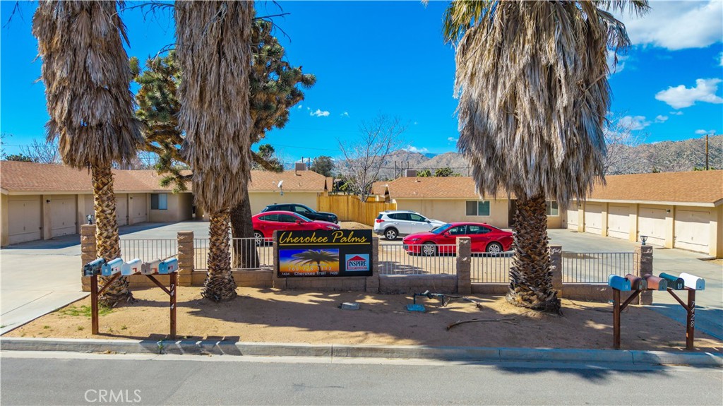 7428 Cherokee Trail Yucca Valley, CA 92284 - Photo 1 of 24