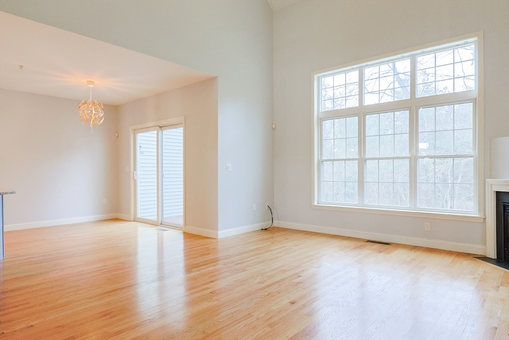 33 Garett Way, Unit 33 Holliston, MA 01746 - Photo 19 of 42