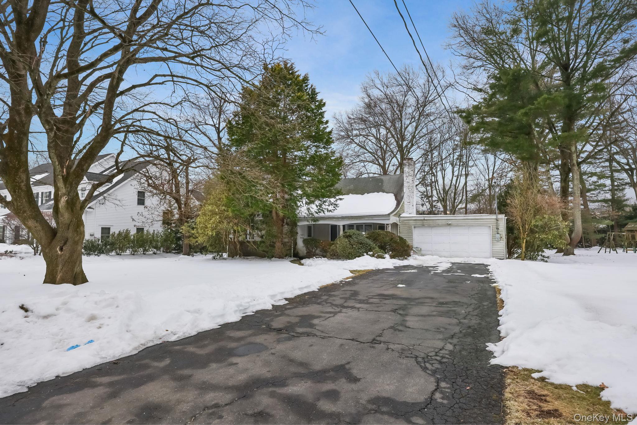 7 Mayflower Road Scarsdale, NY 10583 - Photo 1 of 1 Gallery Image 1