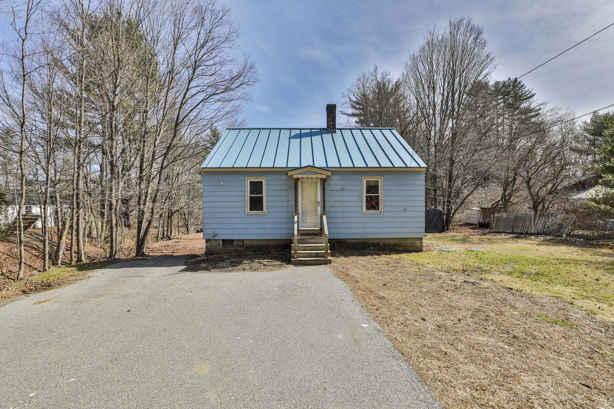 48 Base Hill Road Keene, NH 03431 - Photo 2 of 28