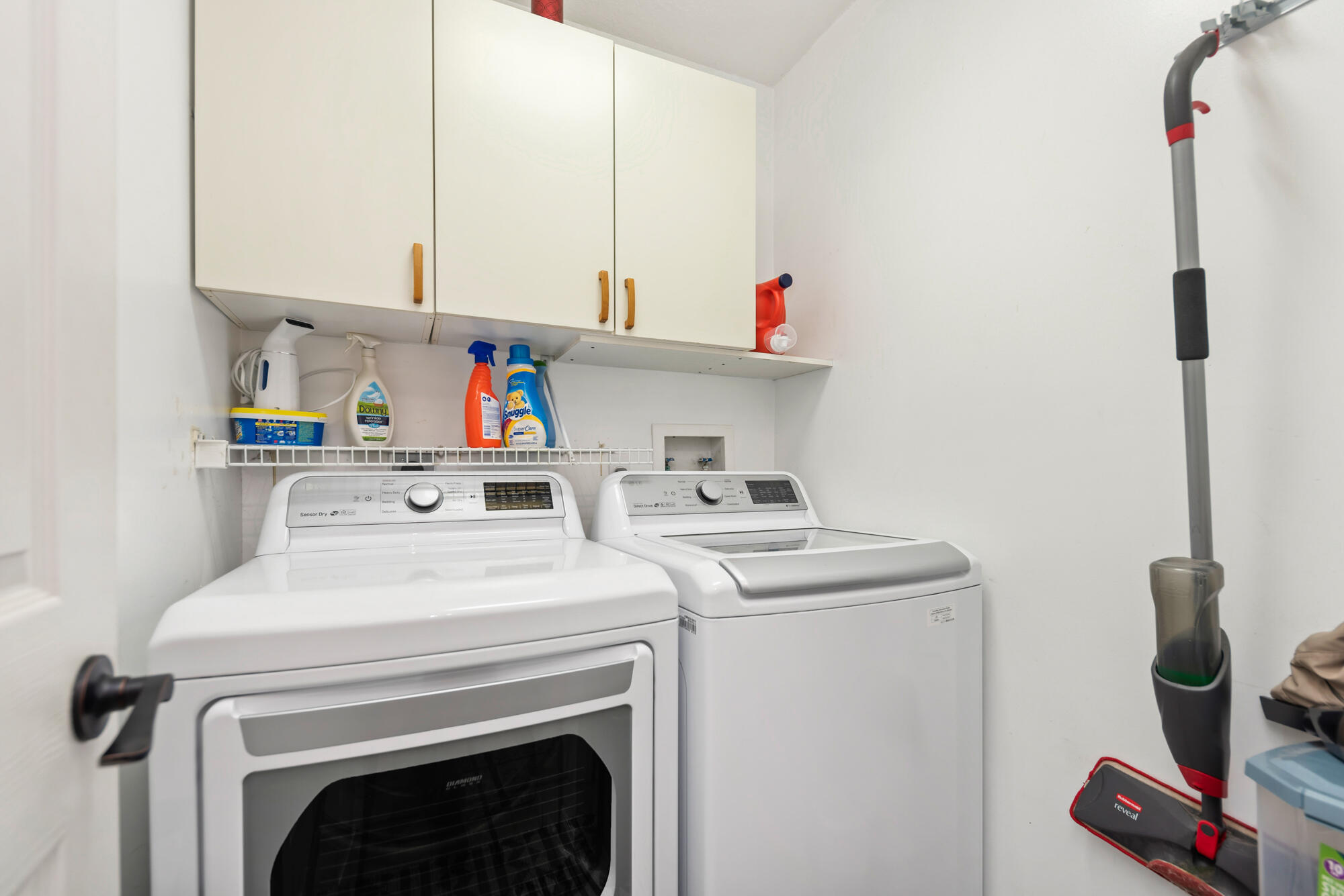 550 Southwest Rabbit Avenue Port St. Lucie, FL 34953 - Photo 15 of 18 Laundry Room
