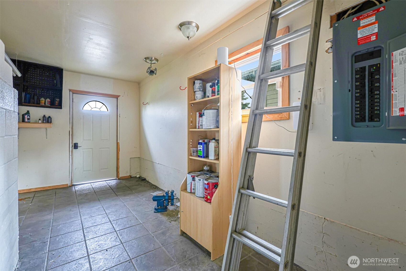 232 Bridgeway Everett, WA 98201 - Photo 17 of 40