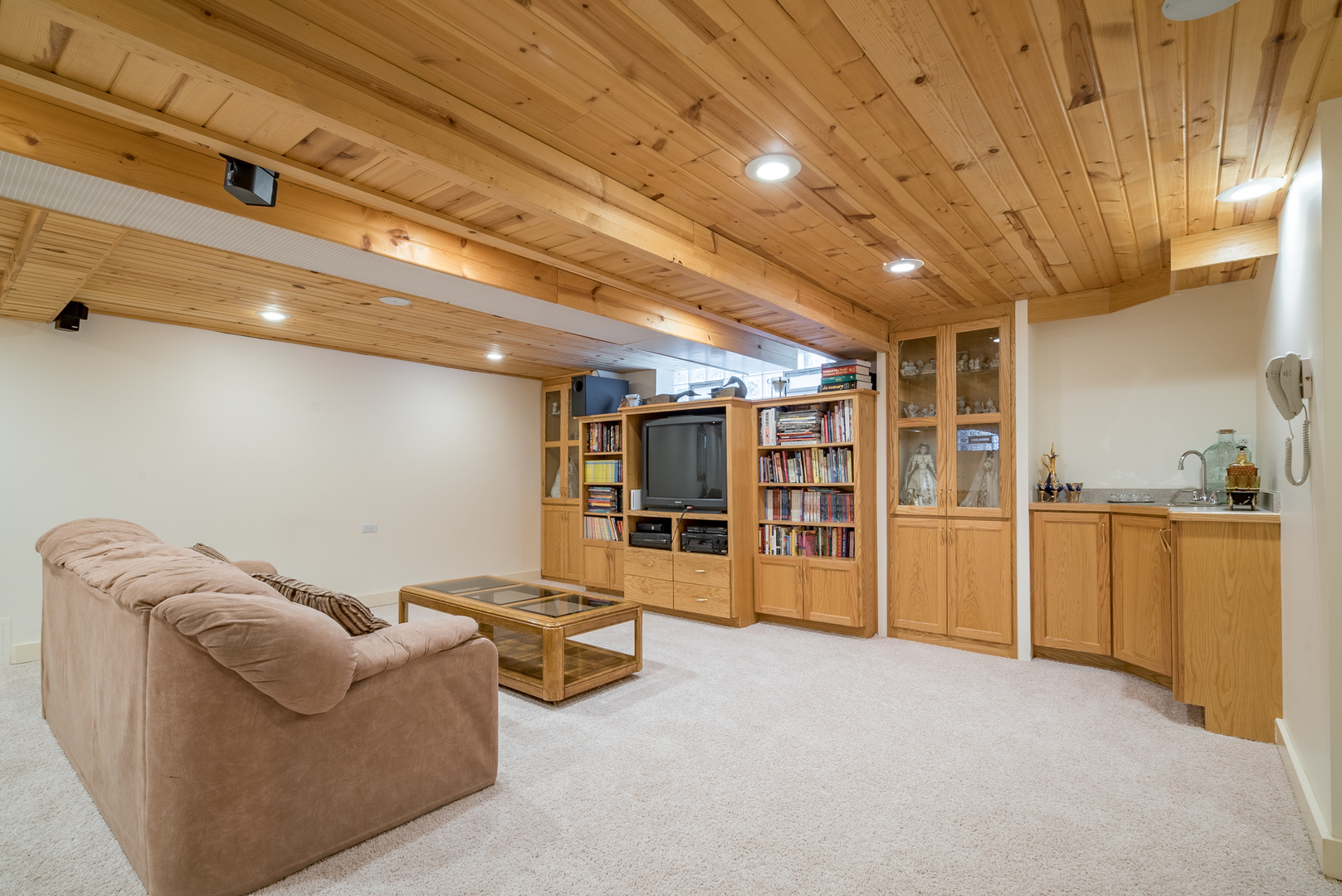 117 Elmore Street Park Ridge, IL 60068 - Photo 25 of 31 a living room with furniture and wooden floors