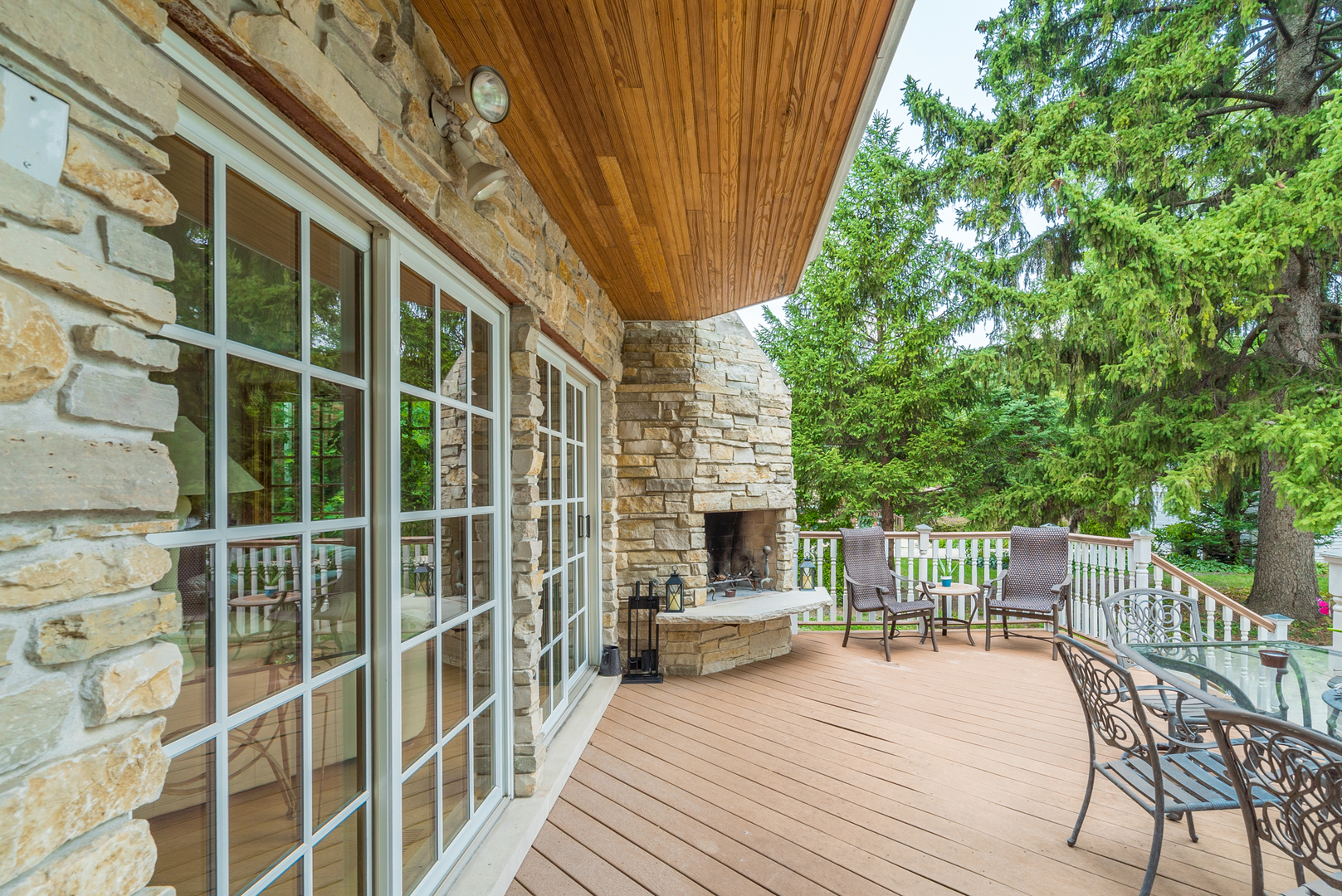 117 Elmore Street Park Ridge, IL 60068 - Photo 27 of 31 a view of a balcony with chairs