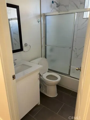 $3,300 | 409 East 99th Street, Los Angeles, CA 90003