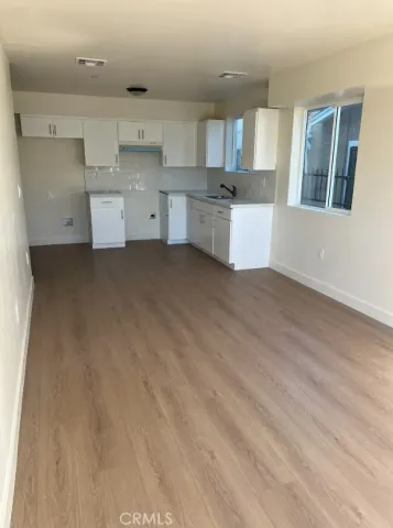 $3,300 | 409 East 99th Street, Los Angeles, CA 90003